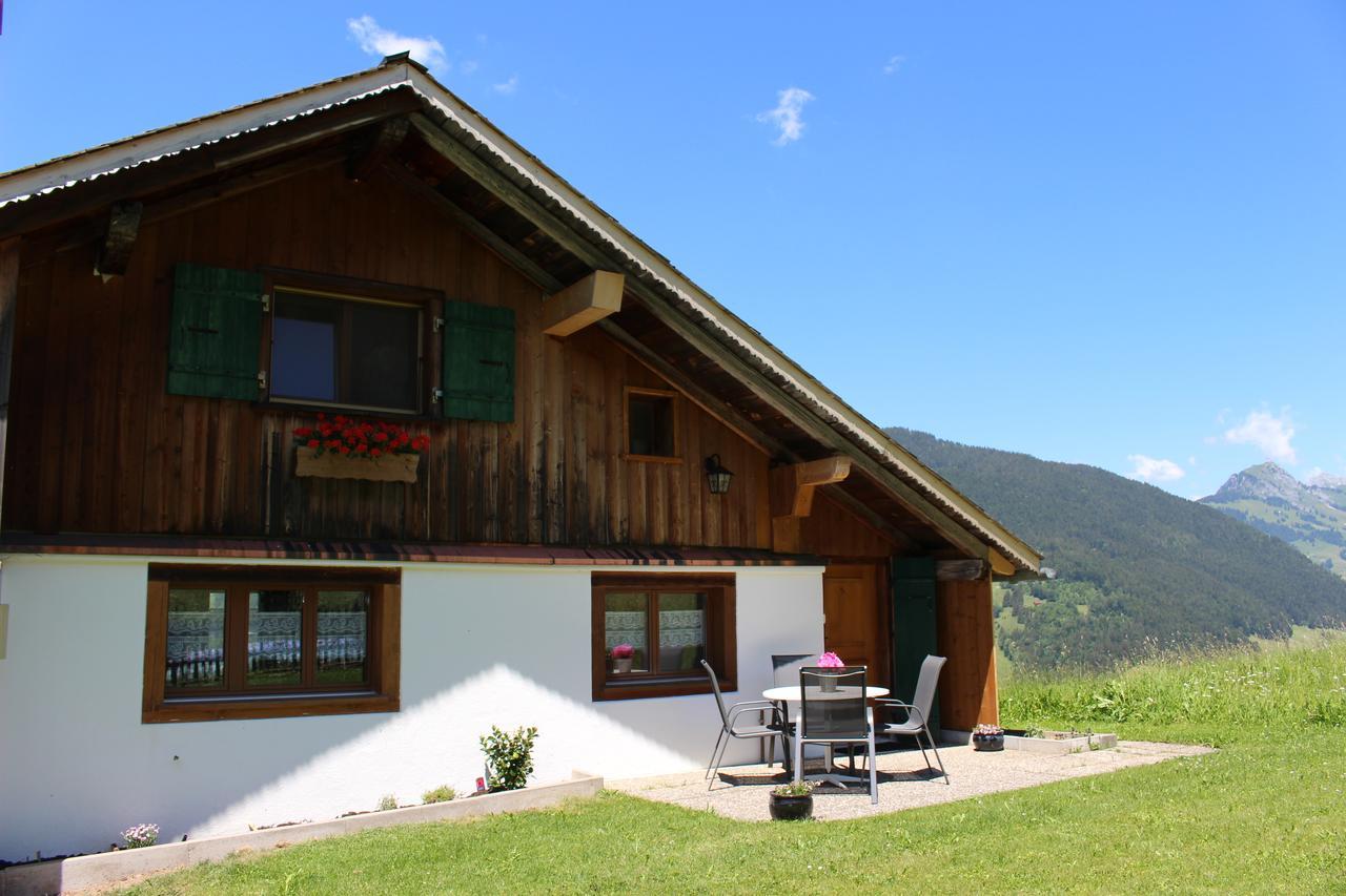 Les Mourriaux Apartman Chateau-d'Oex Kültér fotó